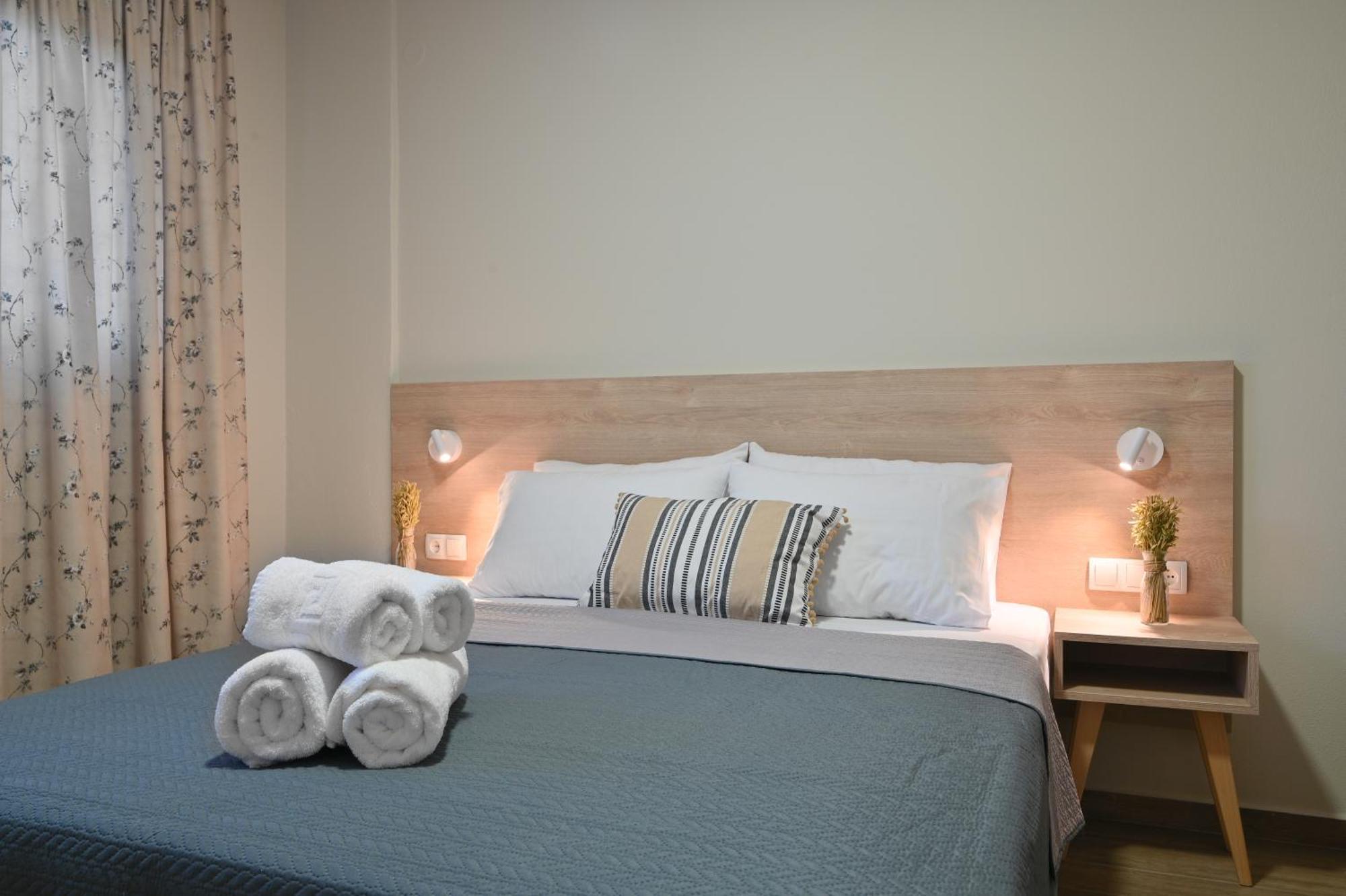 Niel Holiday Apartments, Panel Hospitality Homes & Villas Leptokarya  Exterior foto