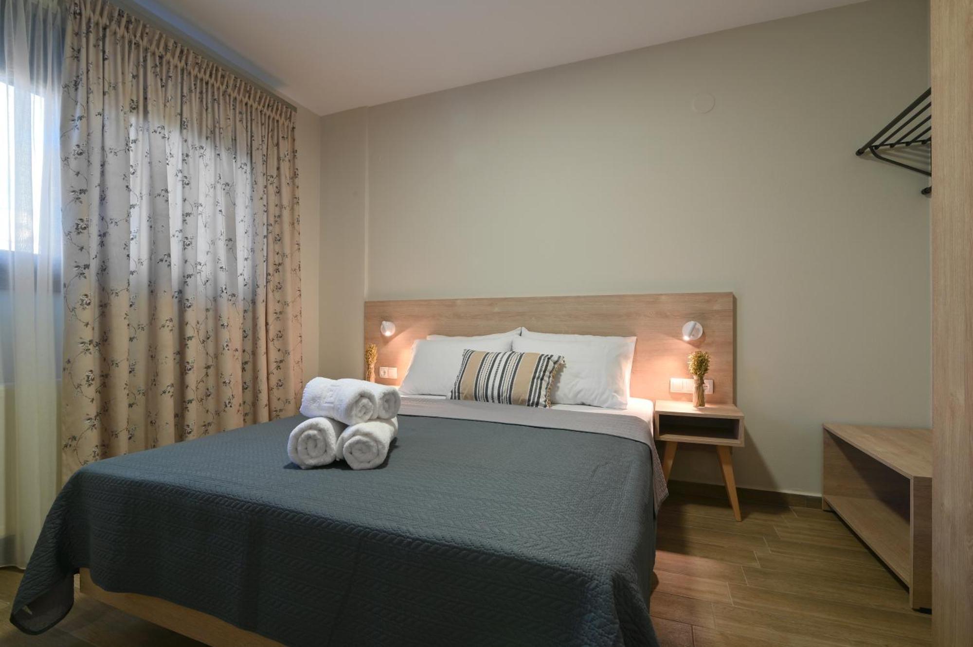 Niel Holiday Apartments, Panel Hospitality Homes & Villas Leptokarya  Exterior foto
